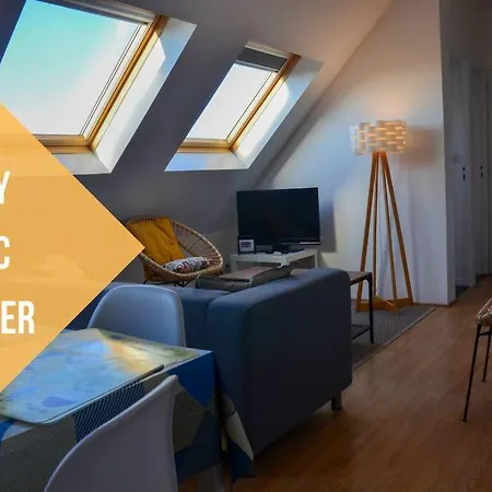 Camelia; Beau Lumineux, Avec Vue Sur Apartment *